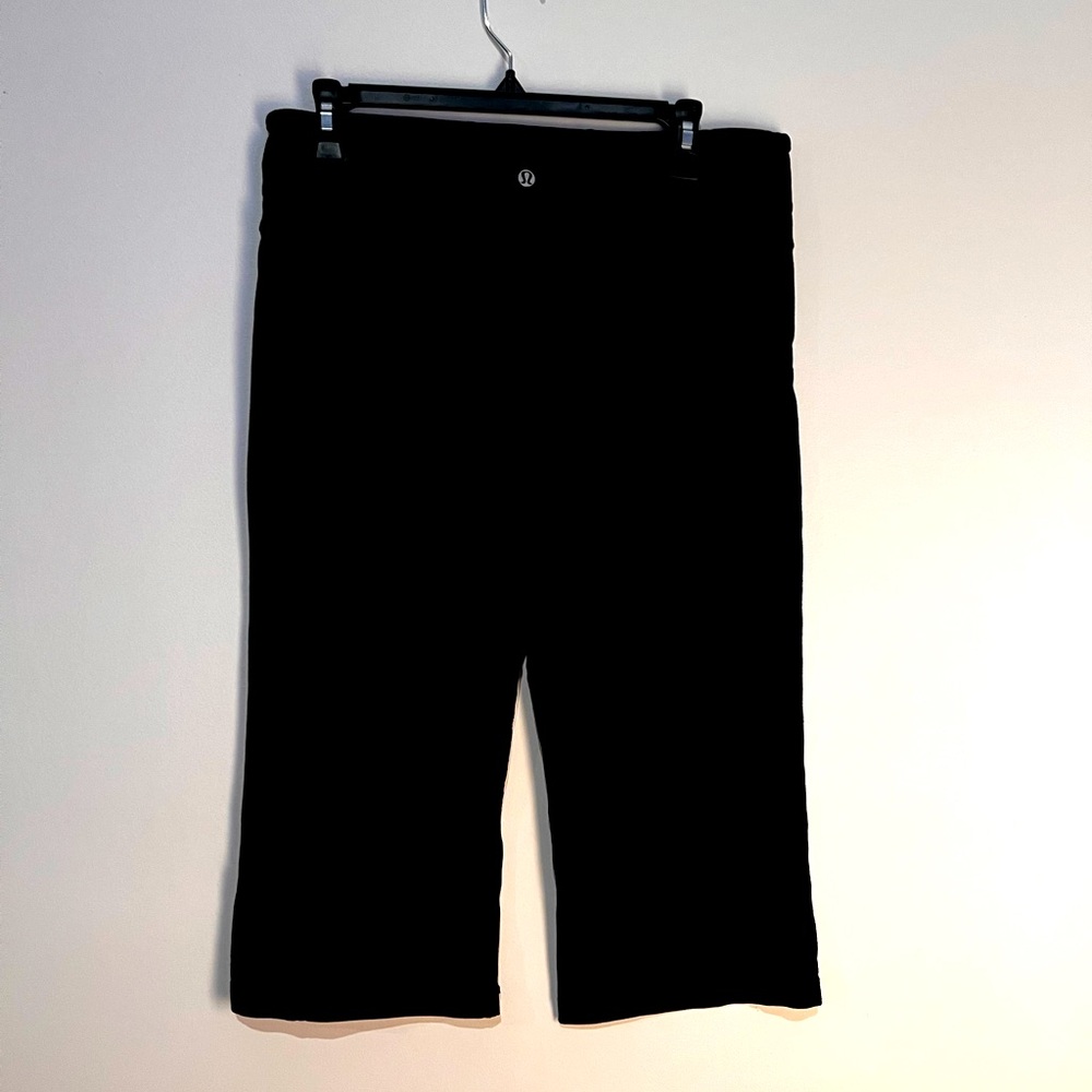 Lululemon reversible crop yoga pants size 10